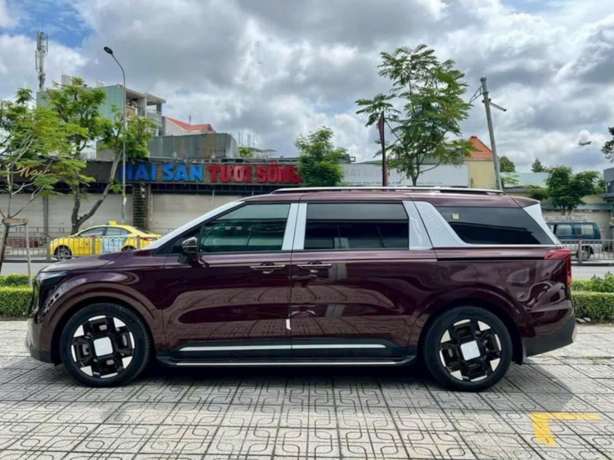Thuê xe Mũi Né đi Sài Gòn với Limousine 7 ghế